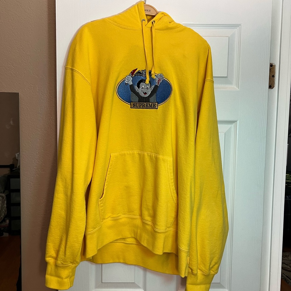 SUPREME VAMPIRE HOODIE